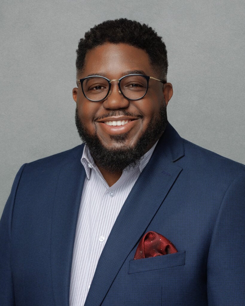Gavin Nelson Headshot Photo